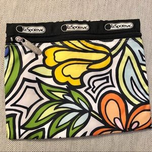 ❌SOLD❌ LeSportsac Zipper Pouch
